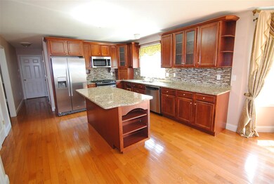 7 Annabelle Ct, Nashua, NH 03062 - photo 4