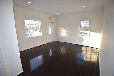 LIVING ROOM ~ BRIGHT AND WELCOMING