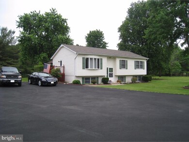 17 N Pemberton Rd, Pemberton, NJ 08068 - photo 3