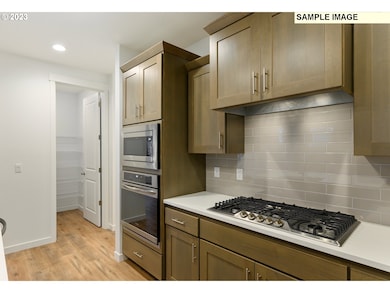 16527 SE Odell Lake Ln unit 744, Happy Valley, OR 97086 - photo 2