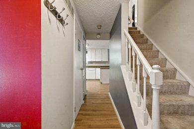 18321 Swan Stream Dr, Gaithersburg, MD 20877 - photo 6