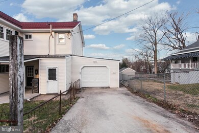 829 E A St, Brunswick, MD 21716 - photo 5