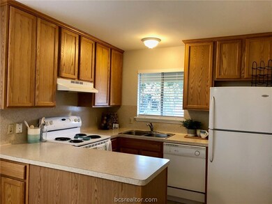 1707 Lawyer St unit A, College Station, TX 77840 - photo 3