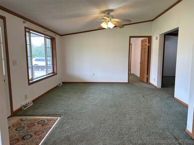 7880 Locust Rd, Weleetka, OK 74880 - photo 3