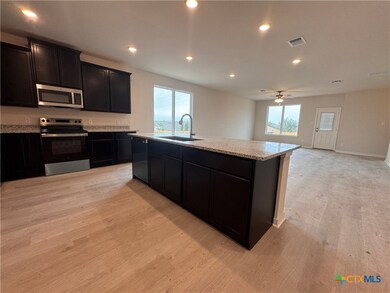 414 University Ave, Troy, TX 76579 - photo 5