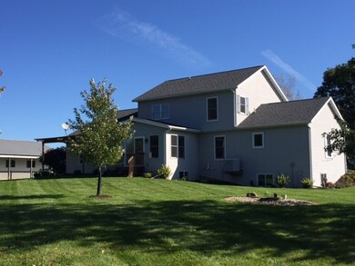 2135 Hawkinson Rd, Oregon, WI 53575 - photo 4