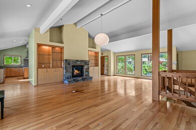 1379 Ponderosa Dr, Ashland, OR 97520