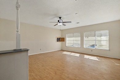 1405 London St, Pasadena, TX 77502 - photo 6