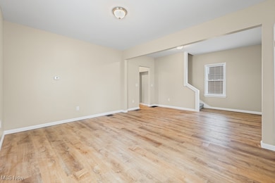 879 E 4th St, Salem, OH 44460 - photo 7