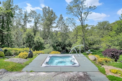 124 Old Farm Rd unit 122, 116, Chilmark, MA 02535 - photo 7