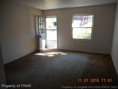 716 Burgoyne Dr, Fayetteville, NC 28314 - photo 4