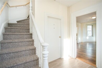 248 Broadway unit 2, Newport, RI 02840 - photo 3