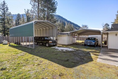 146 Blue Jay Ln, Grants Pass, OR 97527 - photo 2