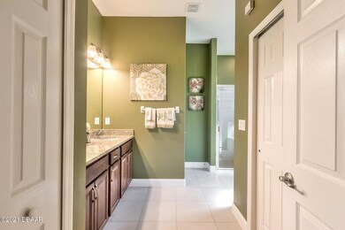 Owner's Bath