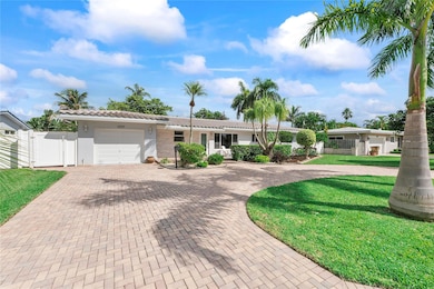 1009 SE 10th Ct, Deerfield Beach, FL 33441 - photo 2