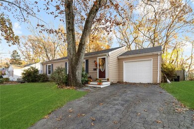 48 Darling St, Warwick, RI 02886 - photo 2