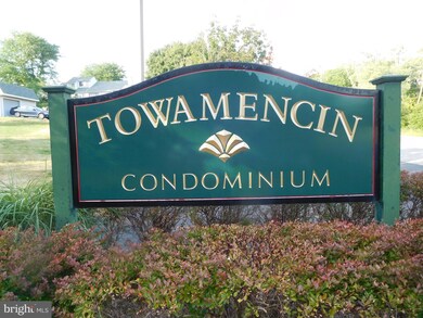 603 Independence Dr unit CONDO 305, Harleysville, PA 19438 - photo 5