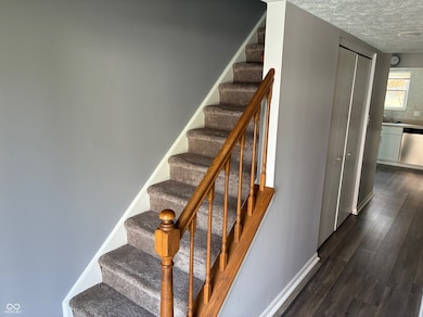 7687 Madden Ln, Fishers, IN 46038 - photo 2