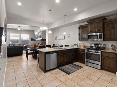 2041 N Pebble Beach Dr, Washington, UT 84780 - photo 5