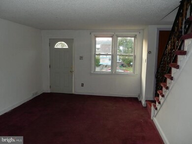 15 Clarendon Dr, Darby, PA 19023 - photo 4