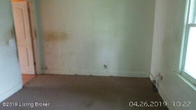 247 Walnut St, Lebanon Junction, KY 40150 - photo 6