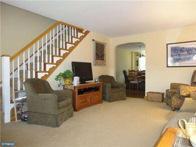 248 Westpark Ln, Clifton Heights, PA 19018 - photo 4