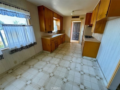 2244 S Church St, Visalia, CA 93277 - photo 3