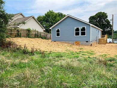 389 Brooklyn Rd, Asheville, NC 28803 - photo 4