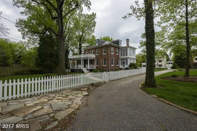 527 Nottingham Rd, Baltimore, MD 21229 - photo 4