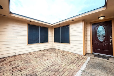 Front entry courtyard