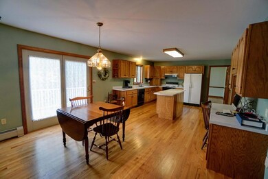 04 kitchen