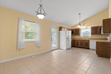 700 Swansons Ridge Rd unit 1, Chattanooga, TN 37421 - photo 3