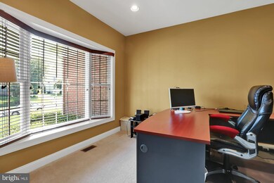 225 Cadwallader Dr, Warrington, PA 18976 - photo 4