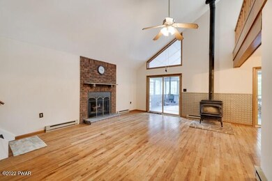 356 Tinkwig Dr, Hawley, PA 18428 - photo 5