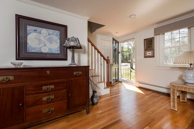 living room toward entry