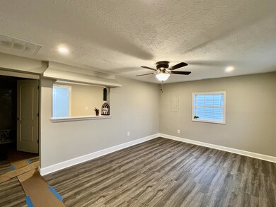 438 Fairground Heights, Shelbyville, TN 37160 - photo 4