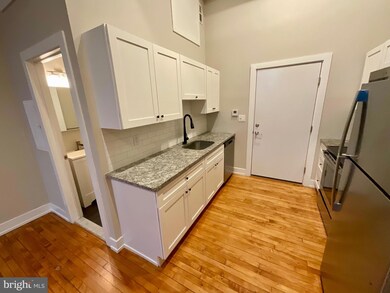 4629 35 E Thompson St unit 42, Philadelphia, PA 19137 - photo 2