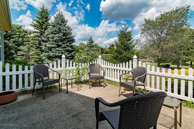 8 Avalon Ct, Manchester, NJ 08759 - photo 2