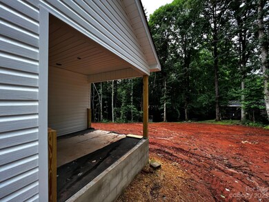 174 Bowman Rd, Statesville, NC 28625 - photo 5