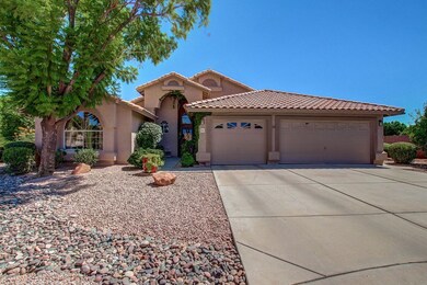 434 W Mendoza Cir, Mesa, AZ 85210 - photo 2