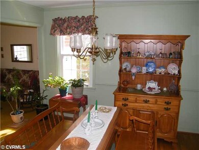 Dining Room - LIGHT AND BRIGHT