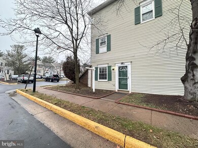 4123 Pleasant Meadow Ct unit 90C, Chantilly, VA 20151 - photo 3