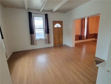 1318 5th Ave, Coraopolis, PA 15108 - photo 4