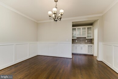 605 Valley Dr SE, Vienna, VA 22180 - photo 6