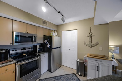 3670 NW Adriatic Ln, Jensen Beach, FL 34957 - photo 6