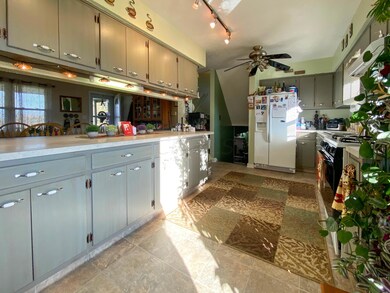 1724 Denzler Cir, Mansfield, OH 44903 - photo 6