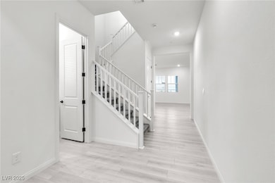 584 La Vista Acres Ln, Las Vegas, NV 89138 - photo 3
