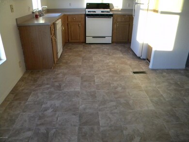 24420 N St Louis St, Paulden, AZ 86334 - photo 3