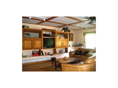 Family Room-L1.