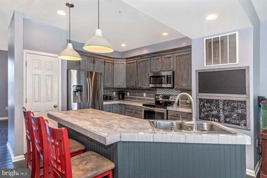 10363 Bridle Ct, Hagerstown, MD 21740 - photo 6